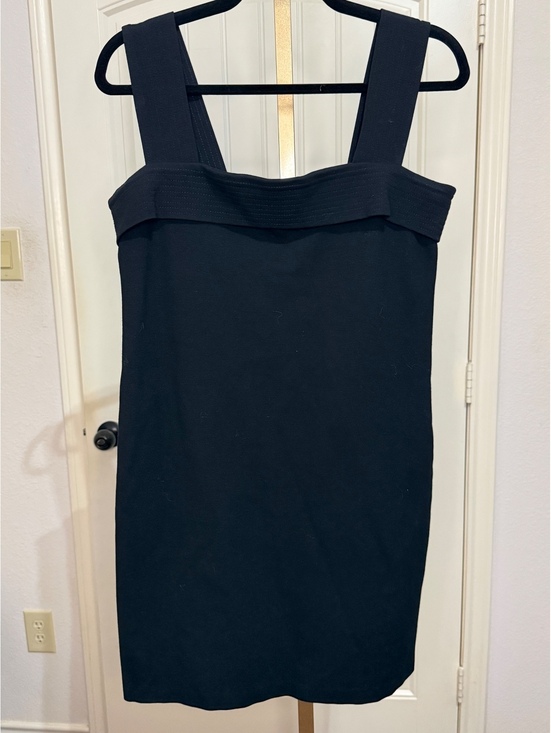 Diane Von Furstenberg Dresses & Skirts - Diane von Furstenberg Square Neck Cocktail Dress Size 8